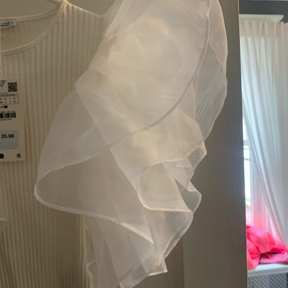 NWT Zara flutter sleeve white body suit size L - Picture 3 of 5